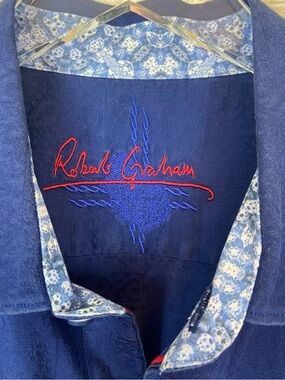 Robert Graham Shirt blue damask with cuff print, price is firm